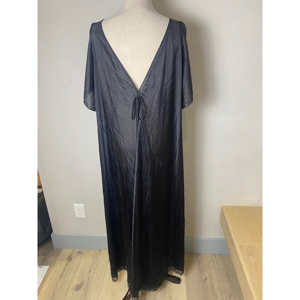 Vintage 60s 70s Black Butterfly Embroidered Maxi Nightgown V-Neck Open Back L - Picture 4 of 5